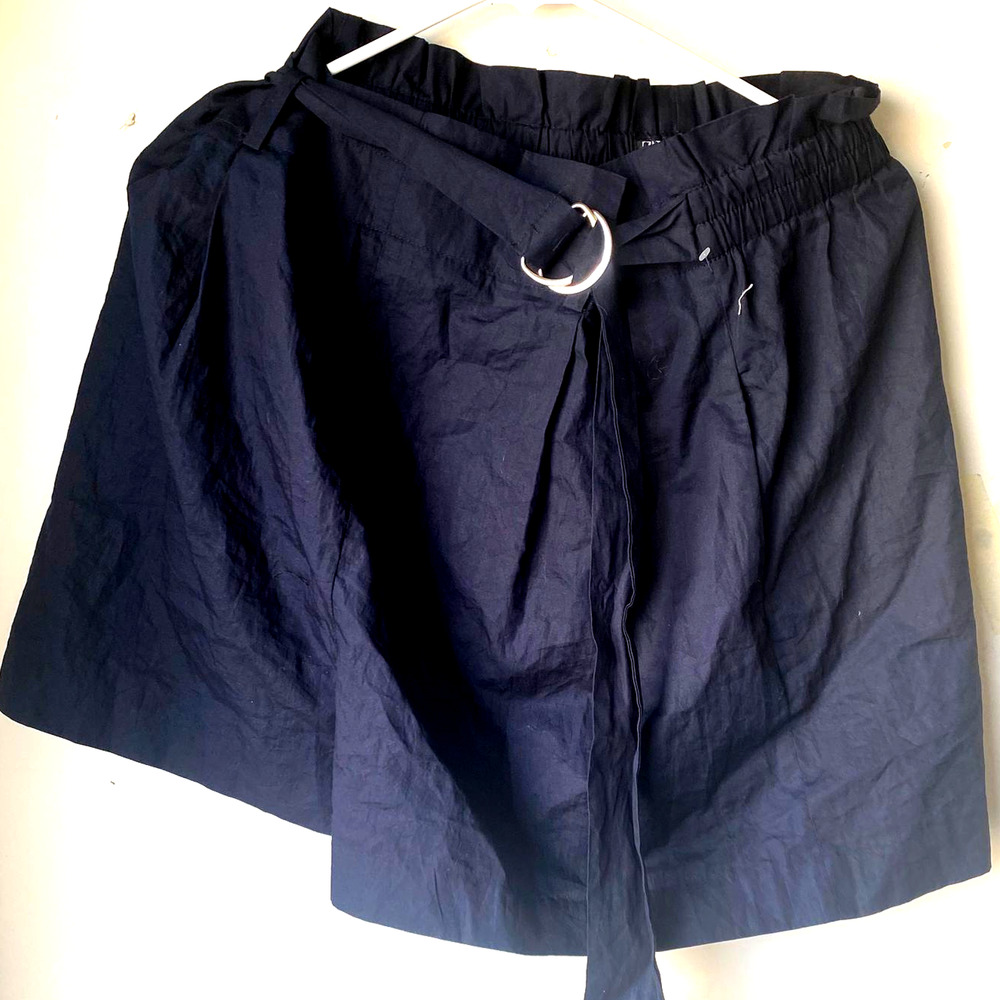 Zara navy blue tie waist shorts metal fastening